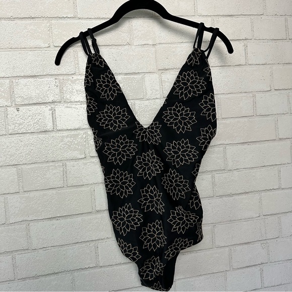Tori Praver Floral One-Piece Swimsuit Plunge Black Medium Embroidered - Picture 4 of 11